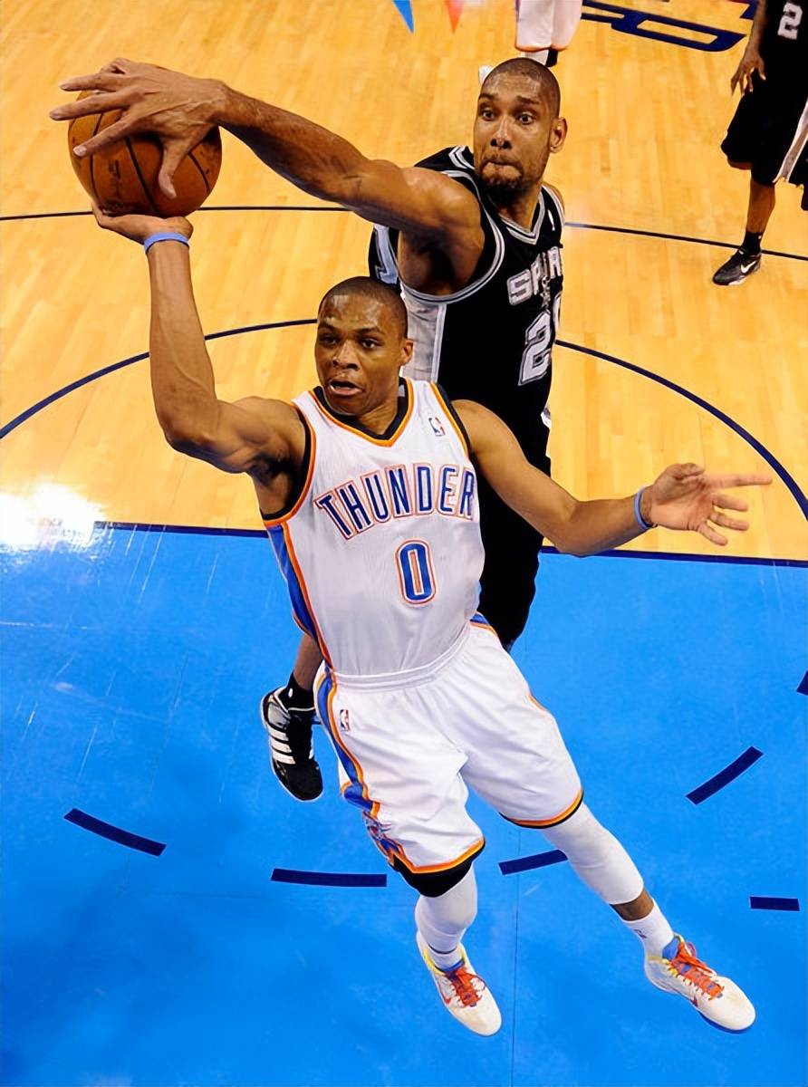 对阵强硬内 对阵强硬内